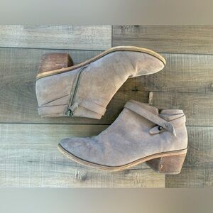 Melrose and Market Nordstrom Tan booties size 10 with slight heel, zip closure.
